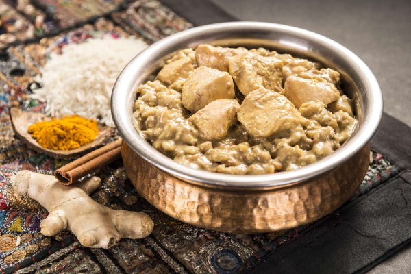 Adventure Menu | Hühnerfleisch Korma mit Basmatireis Große Portion | Gefriergetrocknete Lebensmittel | 173g